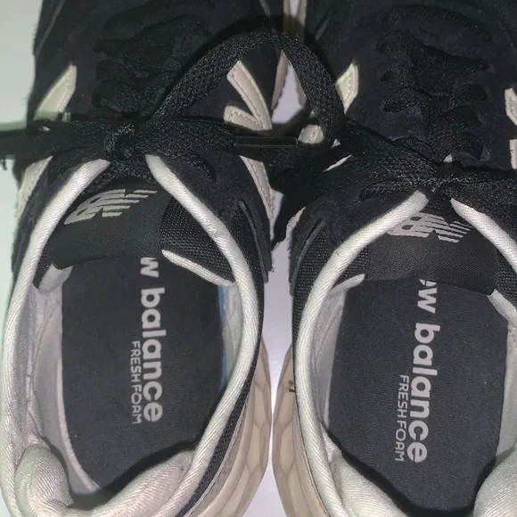 New Balance Athletic sneakers size 8 - Picture 9 of 12